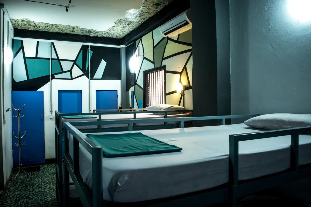 The Living Quarters Hostel 543 Siem Reap Exterior photo