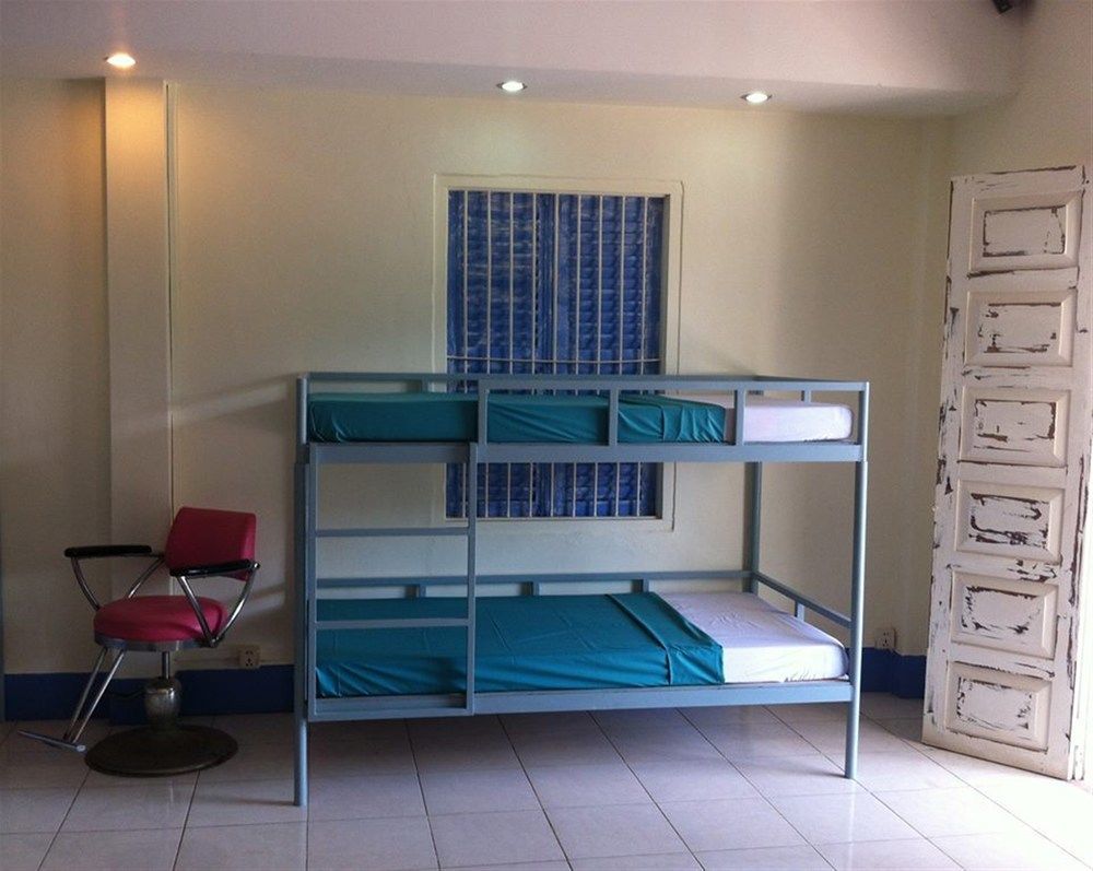 The Living Quarters Hostel 543 Siem Reap Exterior photo